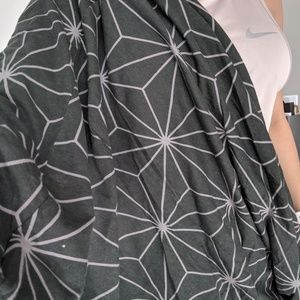100% cotton nursing cover and a scarf in one